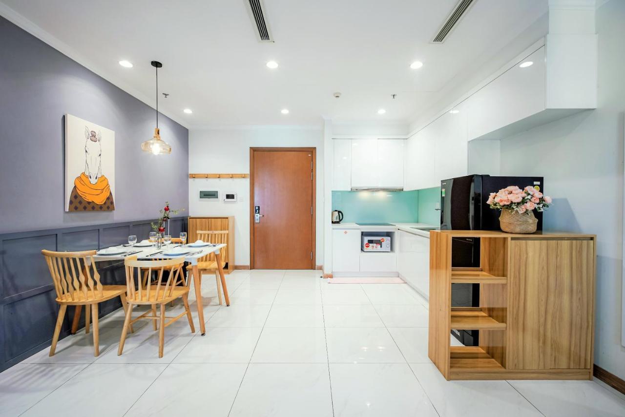 Moxy Hcmc Aparts - Vinhomes Central Park, Ice Rink Ho Şi Min Exterior foto