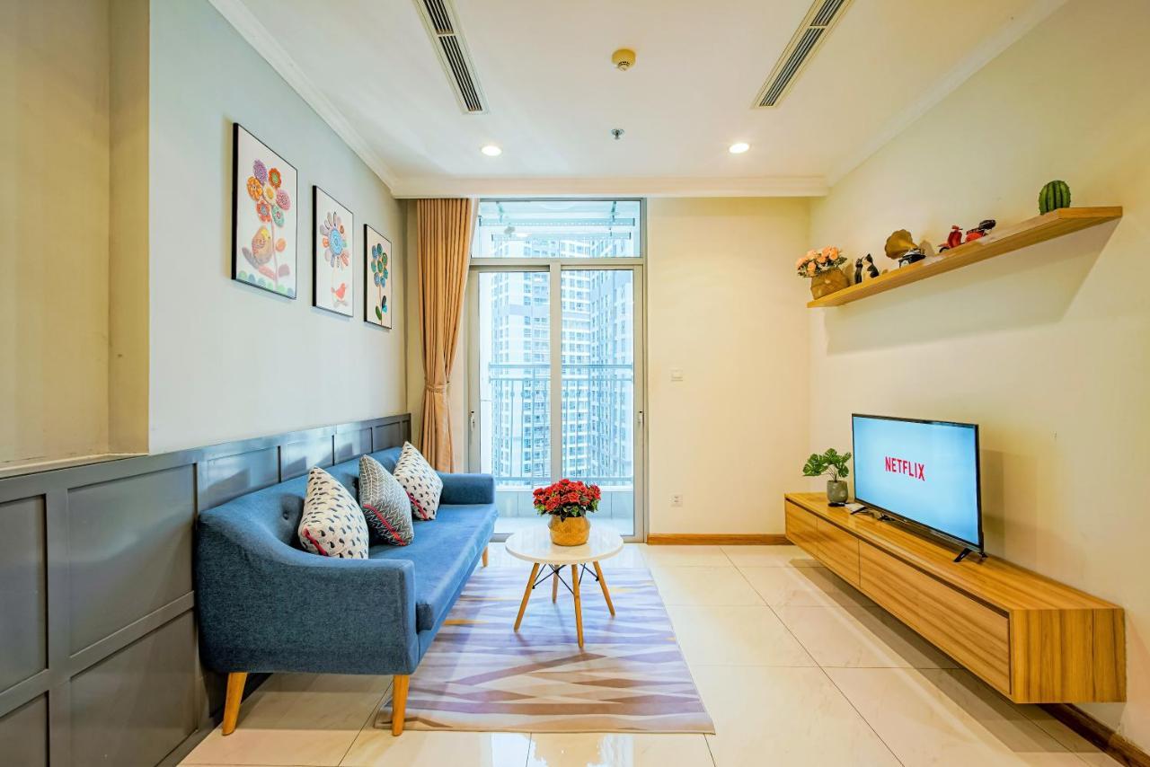 Moxy Hcmc Aparts - Vinhomes Central Park, Ice Rink Ho Şi Min Exterior foto
