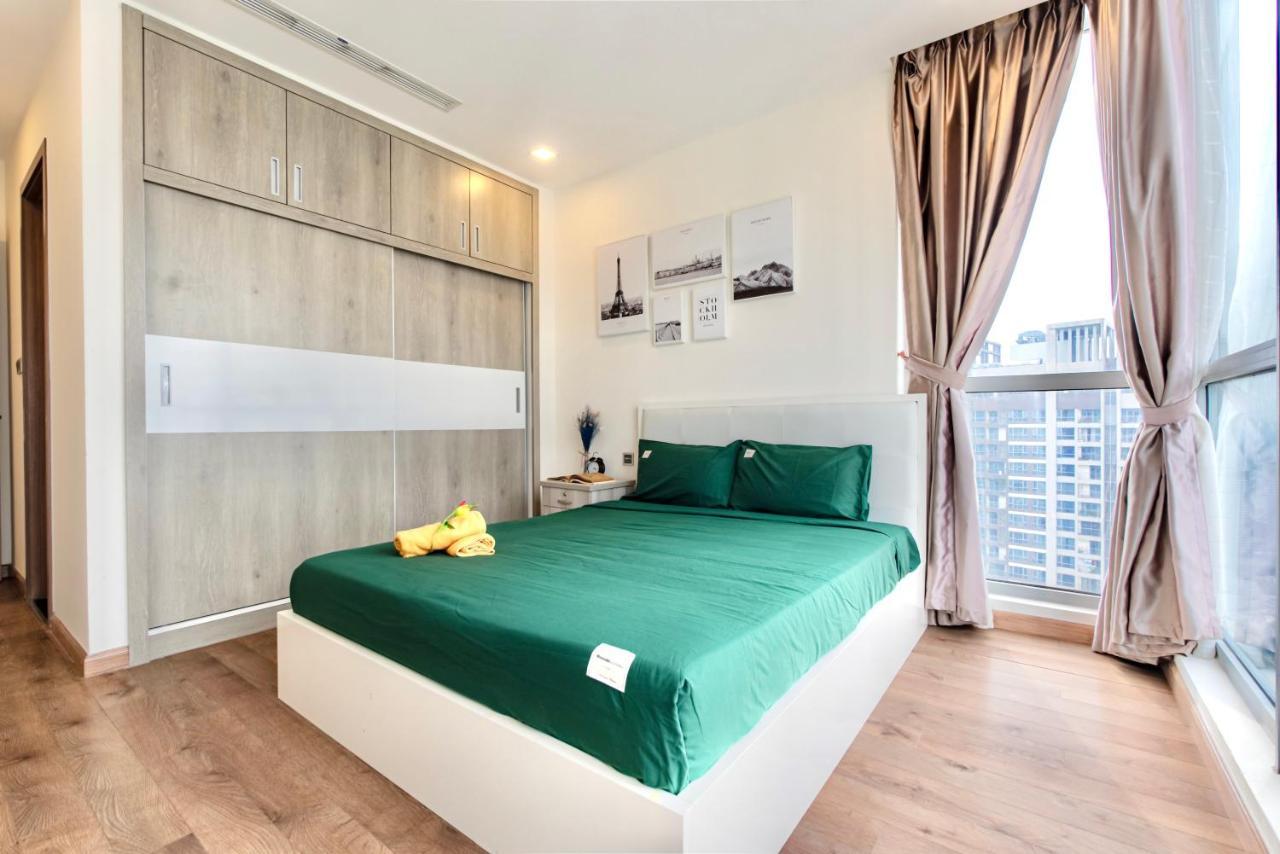 Moxy Hcmc Aparts - Vinhomes Central Park, Ice Rink Ho Şi Min Exterior foto