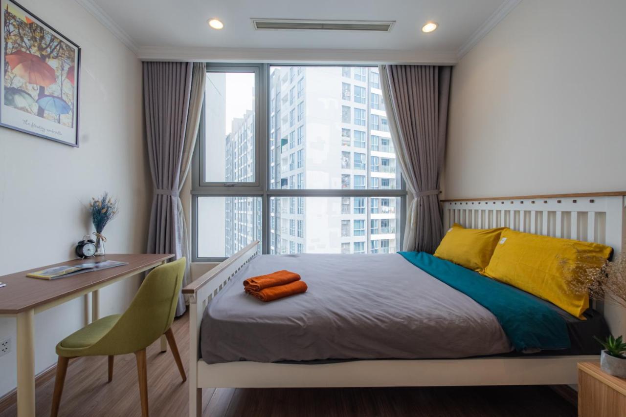 Moxy Hcmc Aparts - Vinhomes Central Park, Ice Rink Ho Şi Min Exterior foto