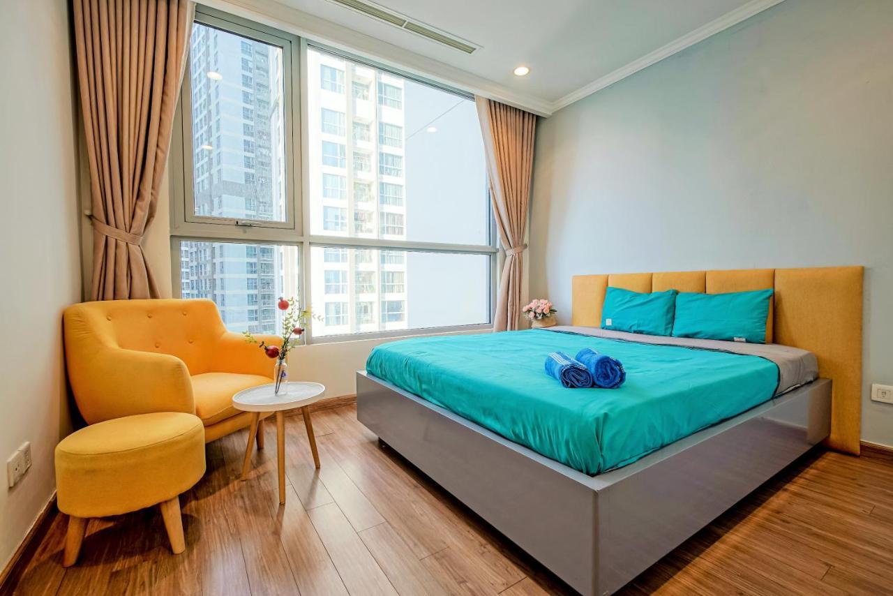 Moxy Hcmc Aparts - Vinhomes Central Park, Ice Rink Ho Şi Min Exterior foto